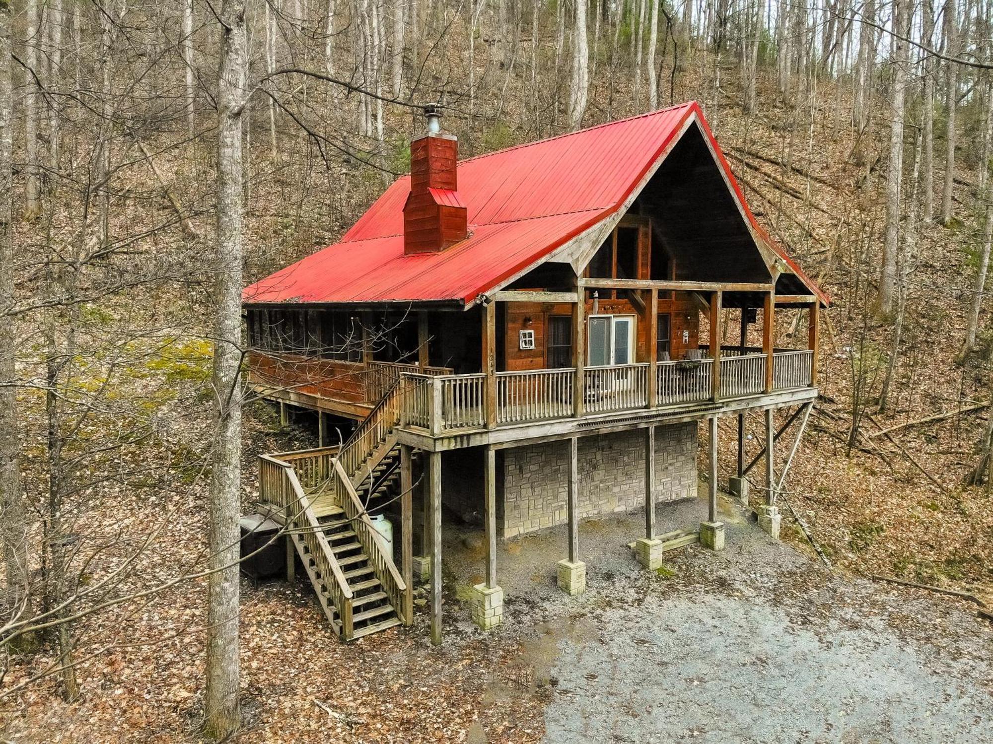 Alpine Joy-Hot Tub, Pond Access ,1089 Of Free Tickets For Each Paid Day, Dollywood And More! Townsend Room photo