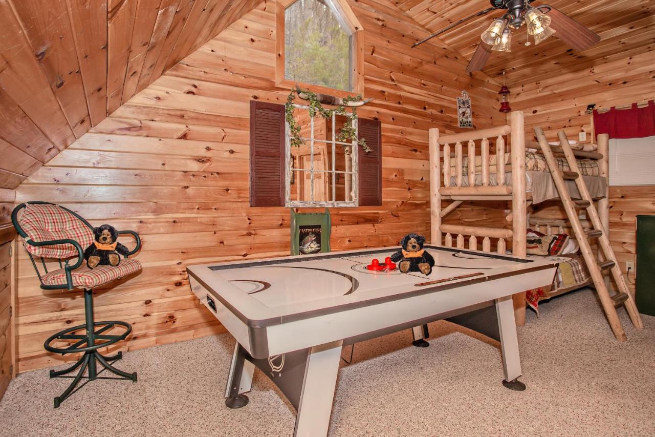 Alpine Joy-Hot Tub, Pond Access ,1089 Of Free Tickets For Each Paid Day, Dollywood And More! Townsend Exterior photo